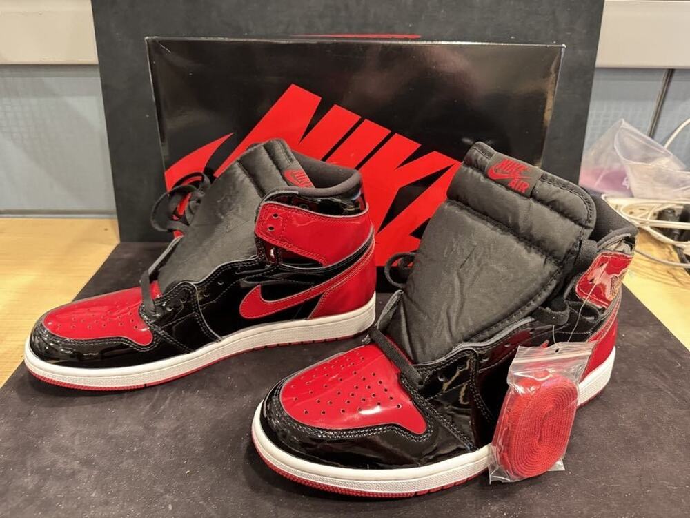 Jordan 1 Retro OG High Patent Bred 10.5 LS(330316)